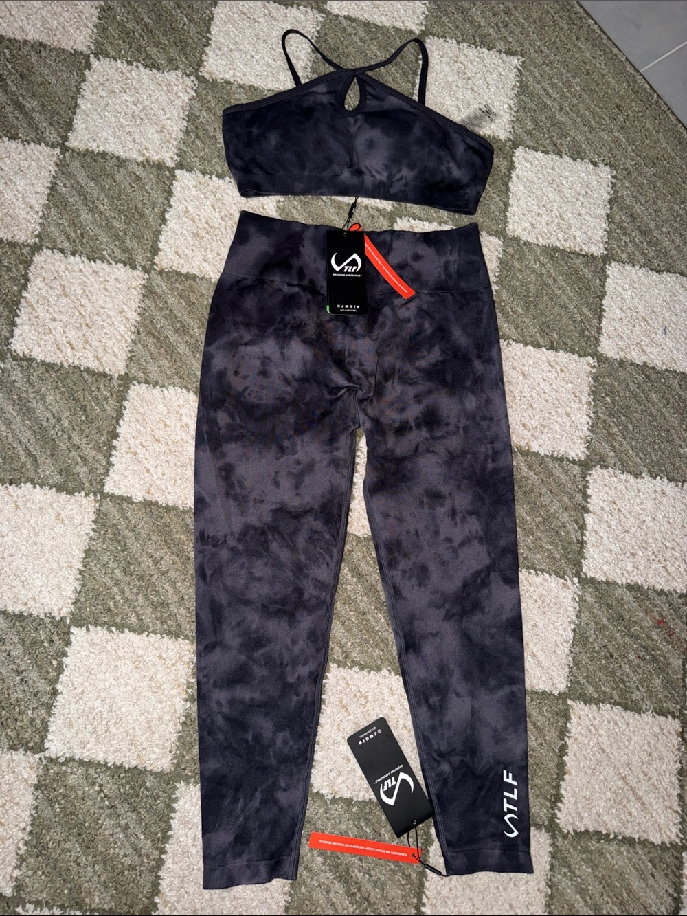 TLF Black Tie-Dye High-Waist Scrunch Leggings & Bra Set NWT